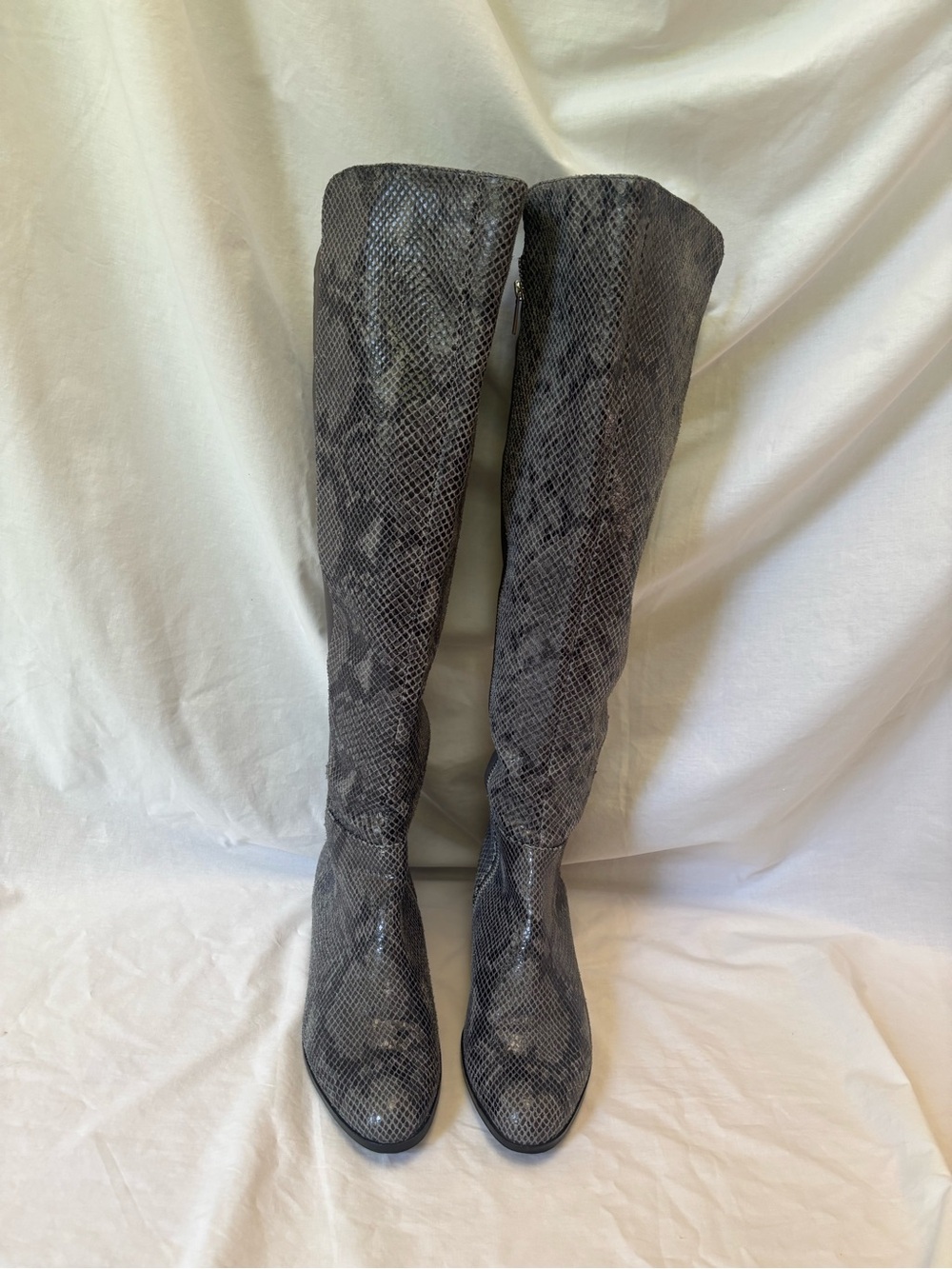 Michael Kors Gray Snake Leather Over Knee Riding Boots size 9 - Picture 2 of 9
